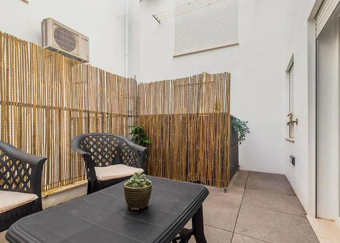 Lejlighed New! 2 Min From