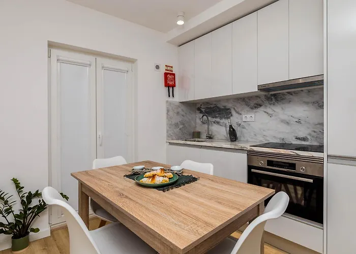 New! 2 Min From Lejlighed Sesimbra